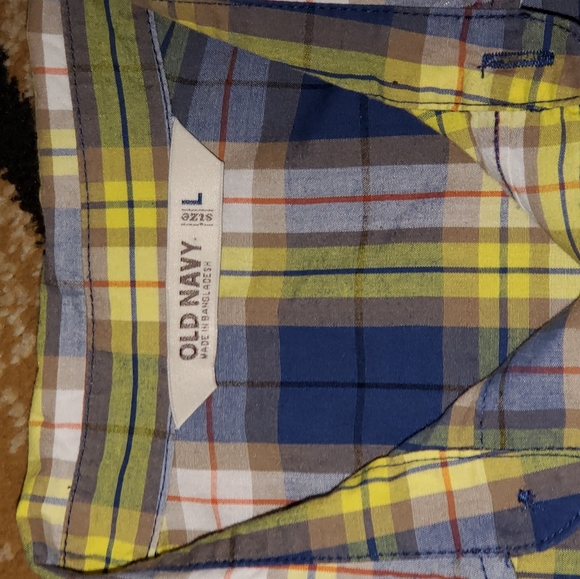 ❤ Old Navy long sleeve Plaid shirt - Picture 2 of 3